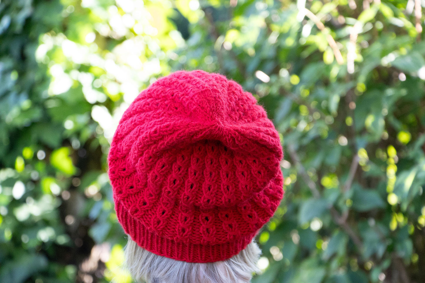 Rote Longbeanie
