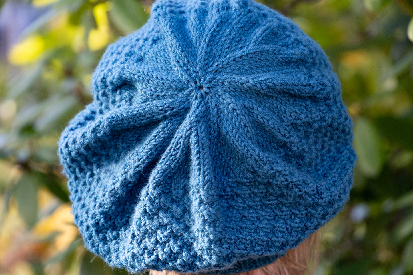 Dunkeltürkisfarbene Baskenmütze