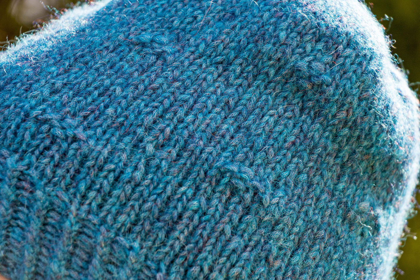 Pfauenblaue Beanie