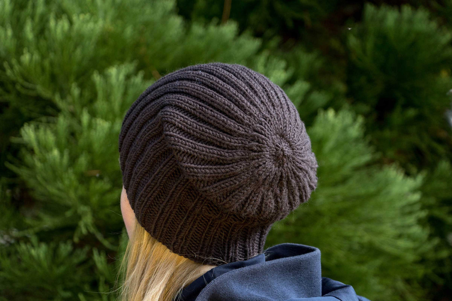 Dunkelbraune (Herren-)Longbeanie