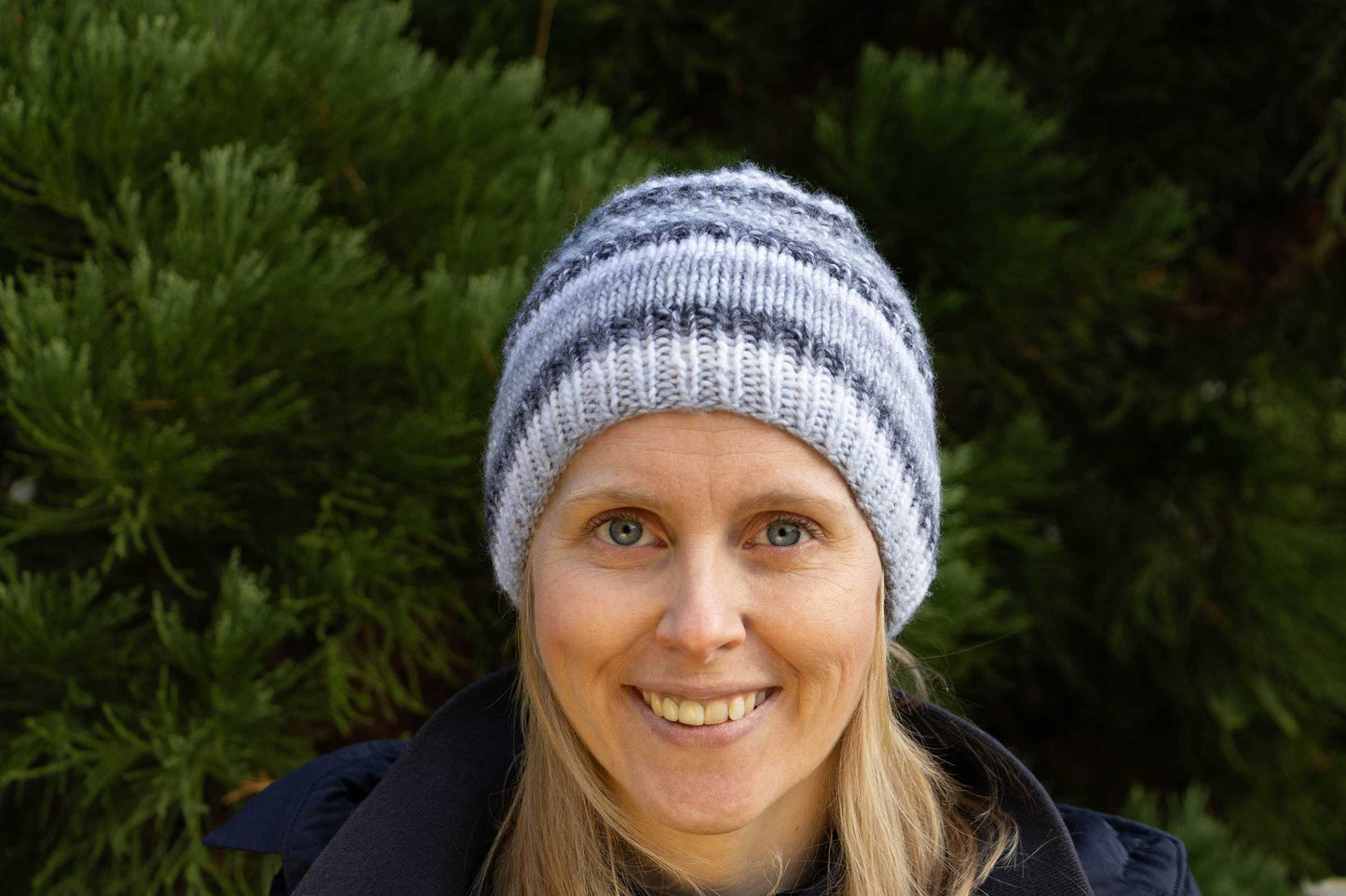 Graumelierte Beanie