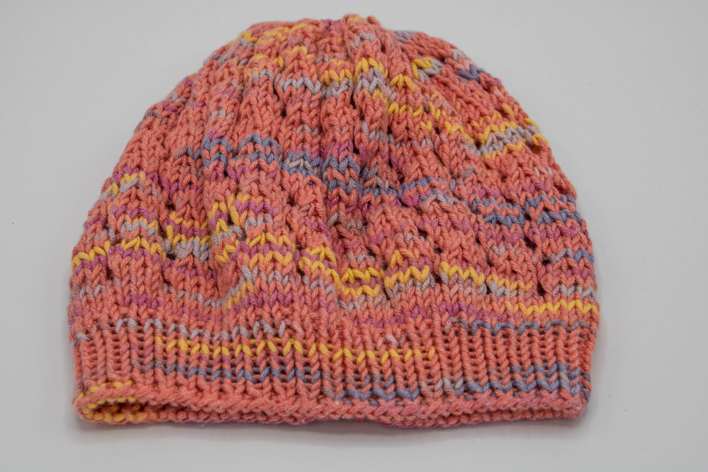 Lachsbunte Kinderbeanie