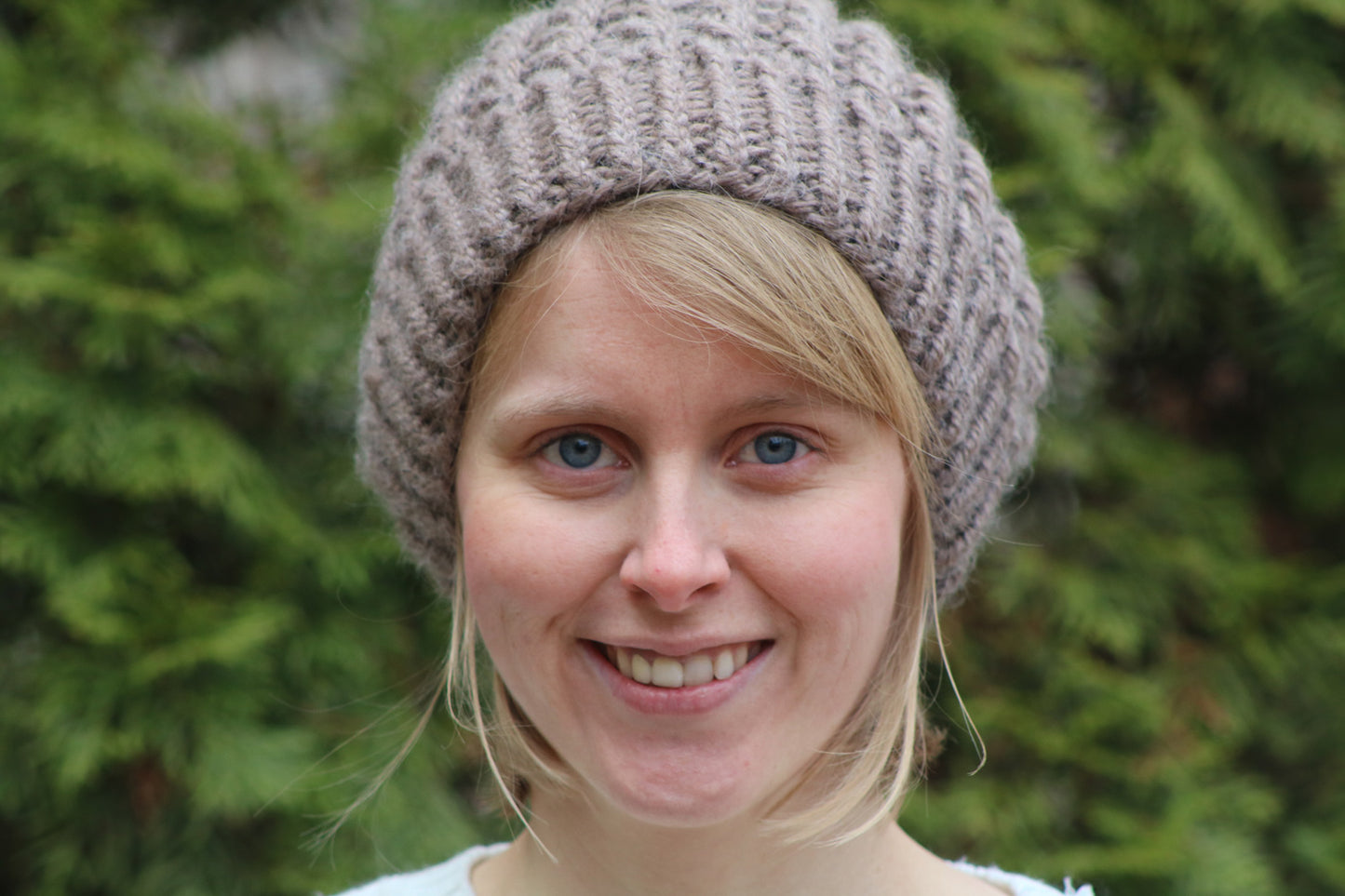 Hellbraune Beanie
