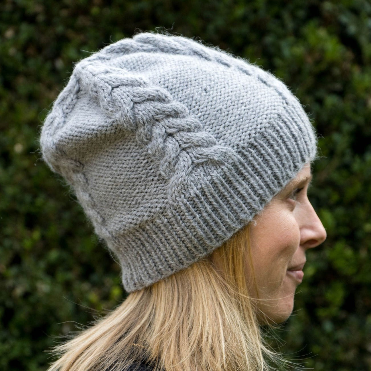 Hellgraue Beanie