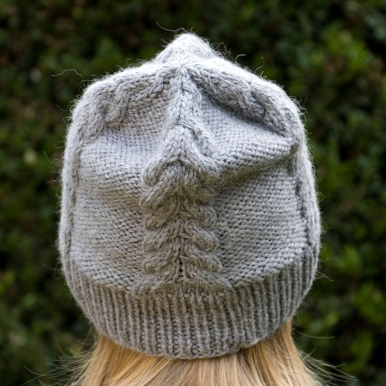Hellgraue Beanie