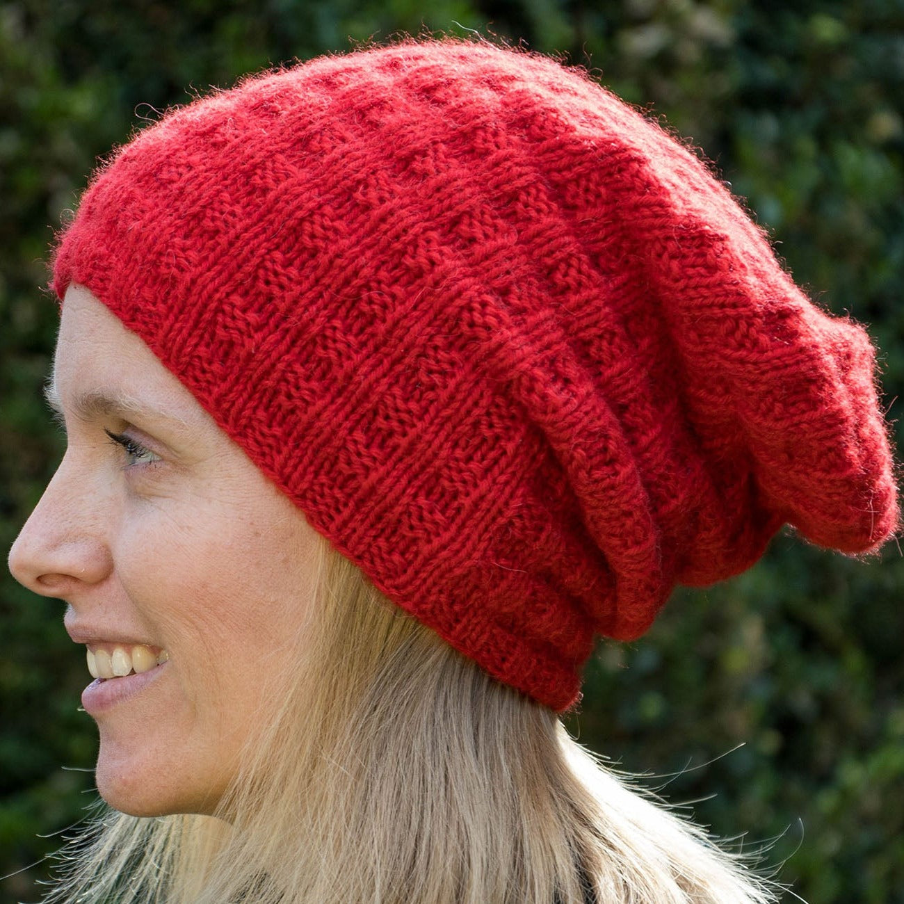 Rote Longbeanie