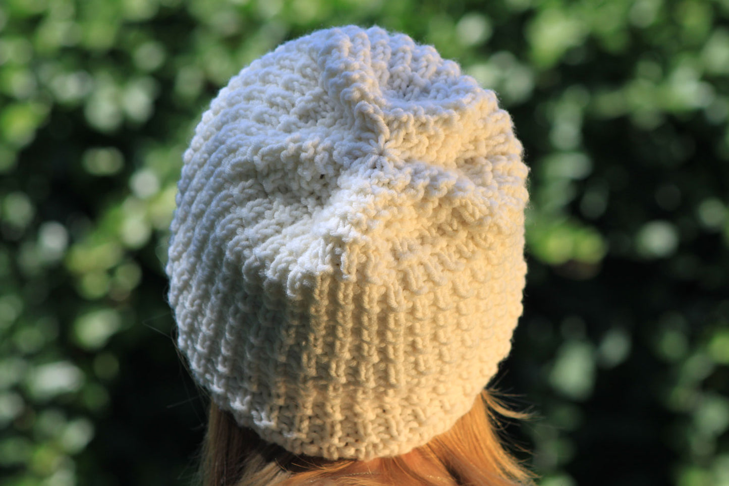 Weiße Beanie
