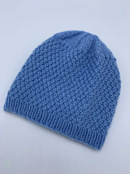 Hellblaue Babymütze