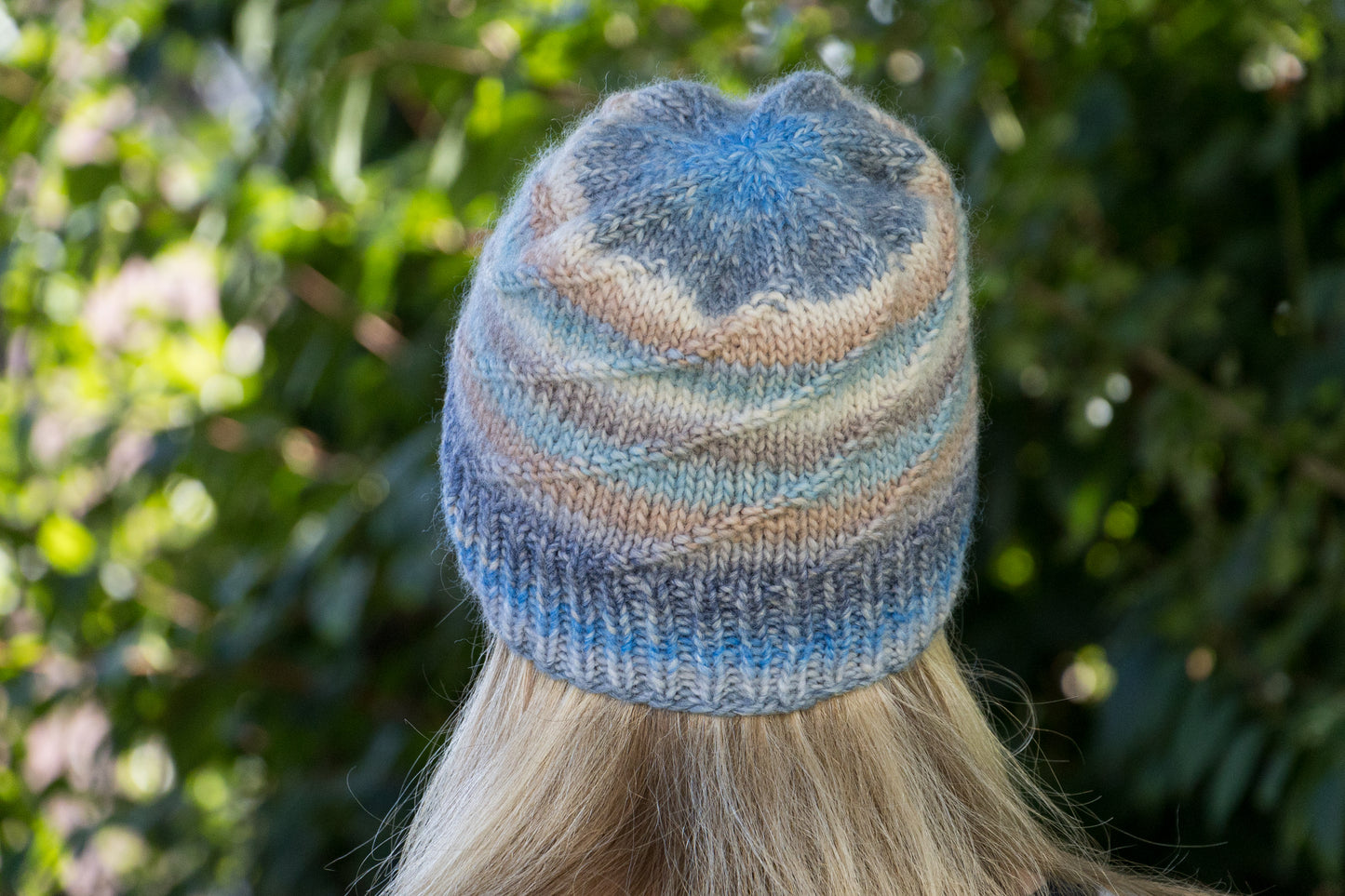 Beige-blau melierte Beanie