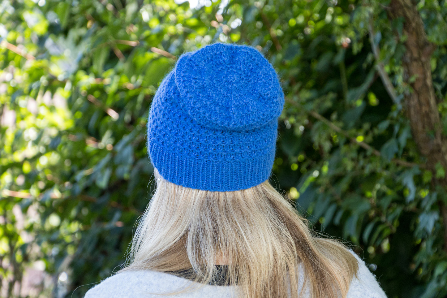 Blaue Longbeanie