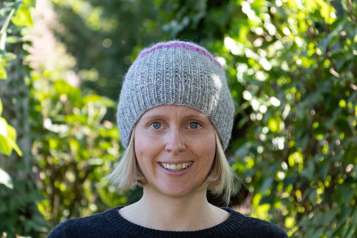 Pink-graue Beanie
