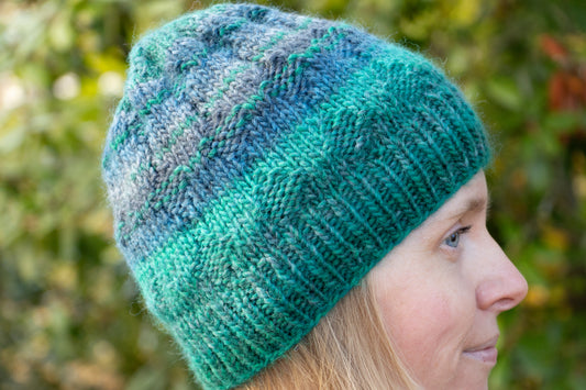 Grün-blau-melierte Beanie