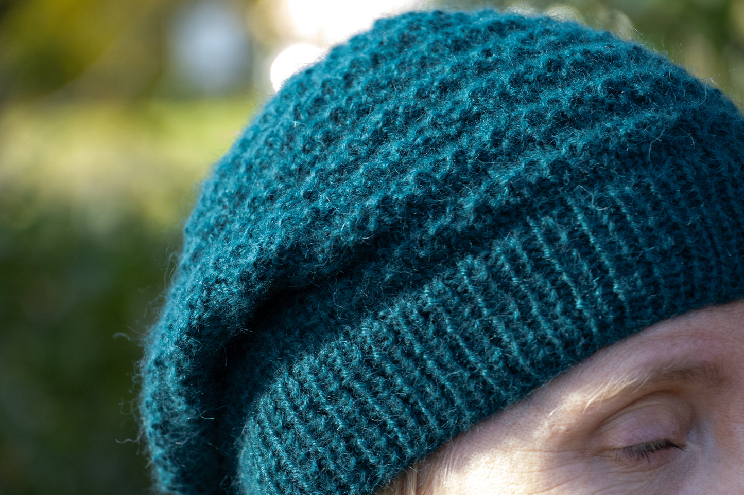 Dunkelgrüne Beanie