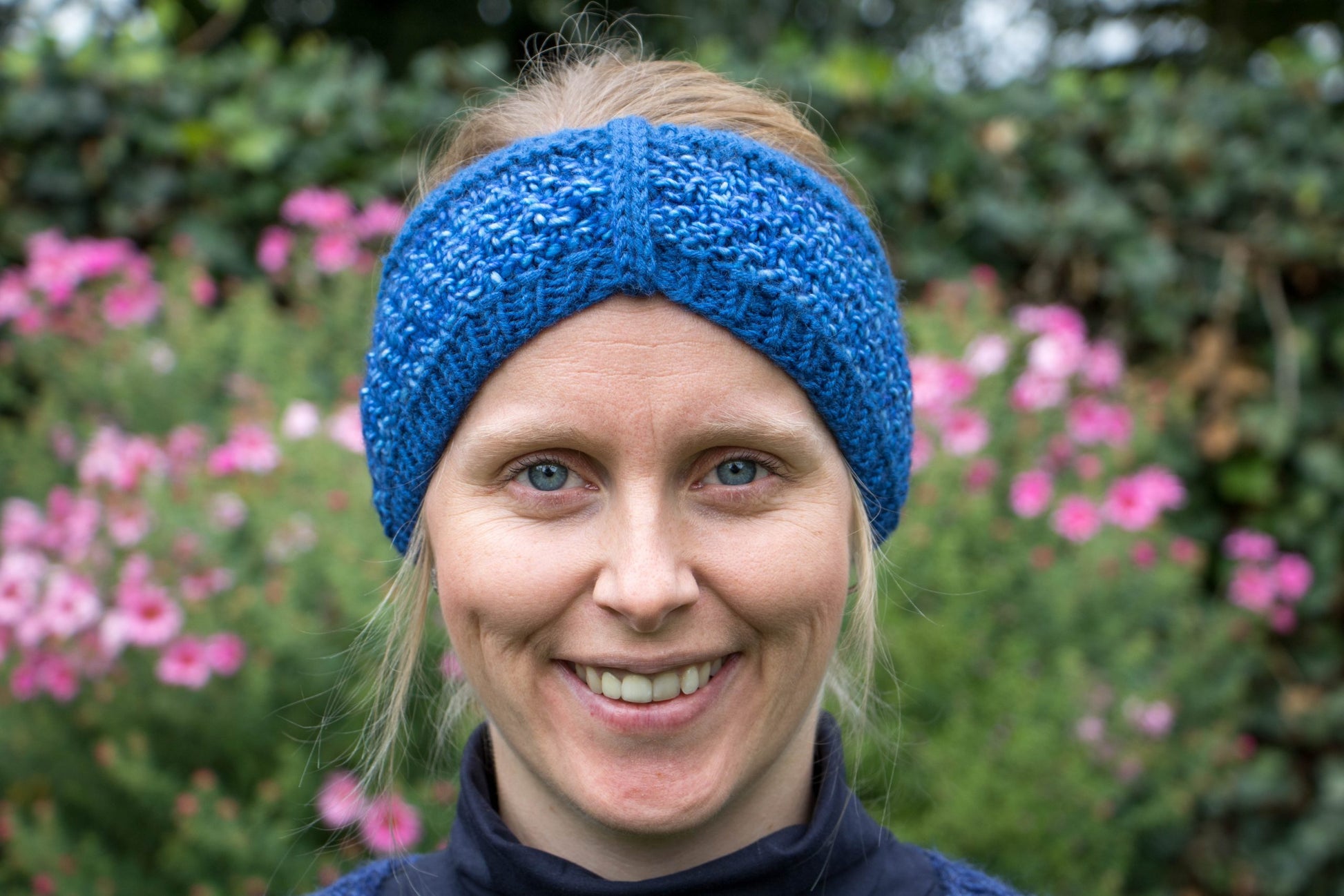 Blaumelierte Beanie
