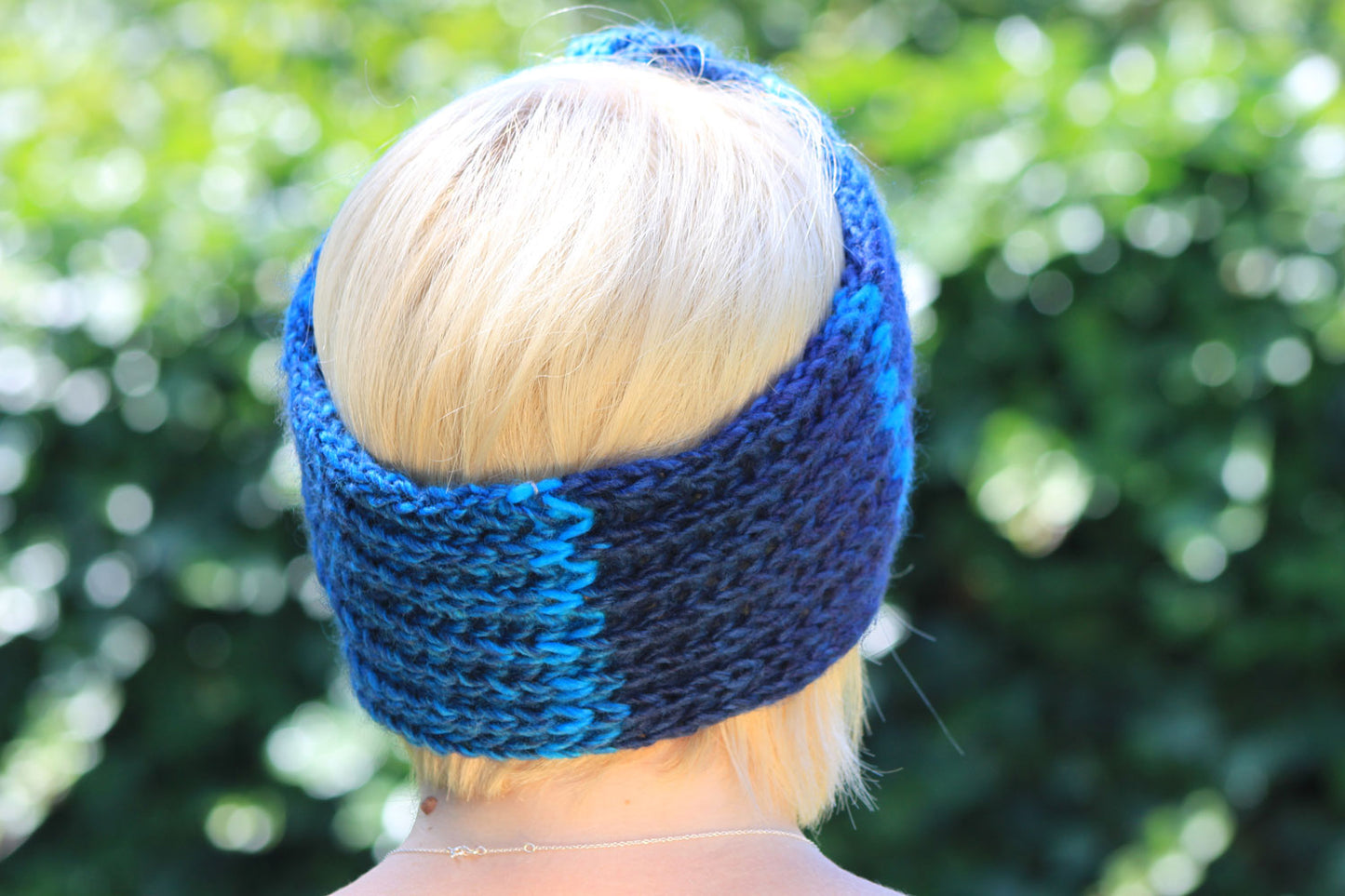 Türkis-blaues Stirnband